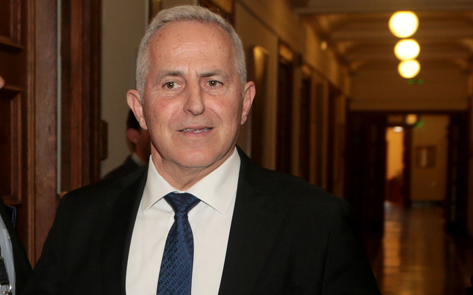 με-το-βλέμμα-στην-αγκυρα-η-κυβέρνηση-2297171