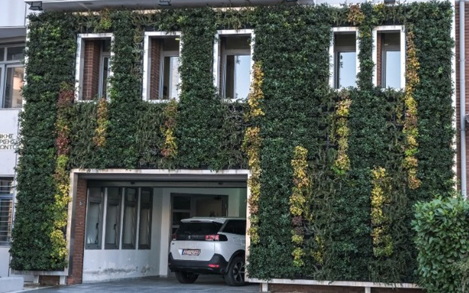 στη-θεσσαλονίκη-ο-πρώτος-κατακόρυφος-2295175