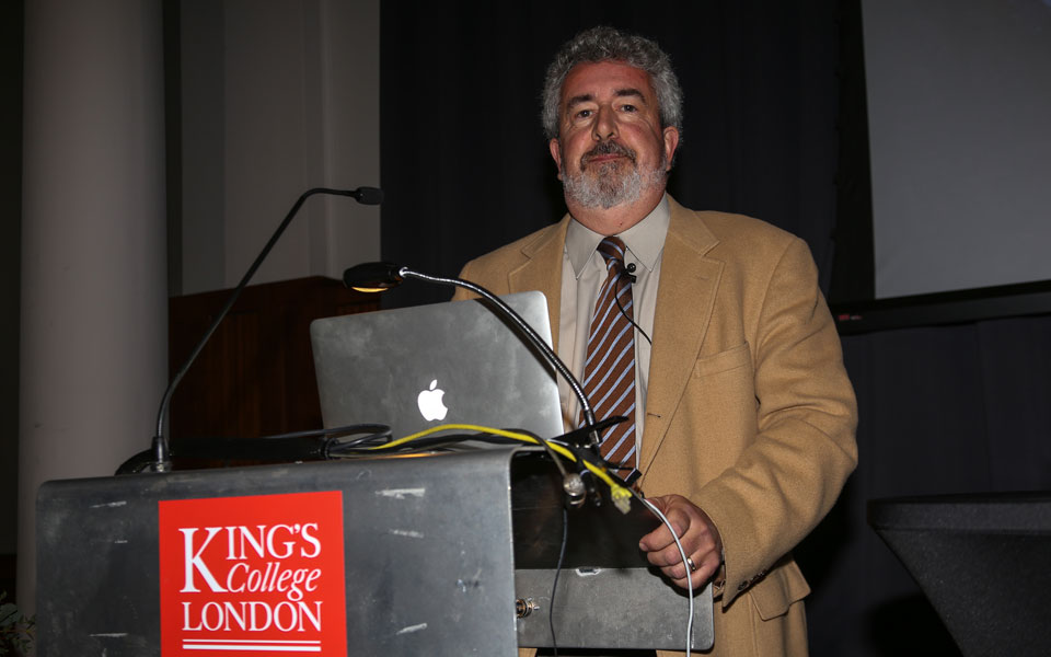 διάλεξη-ράνσιμαν-για-την-ελληνική-γ-2300462