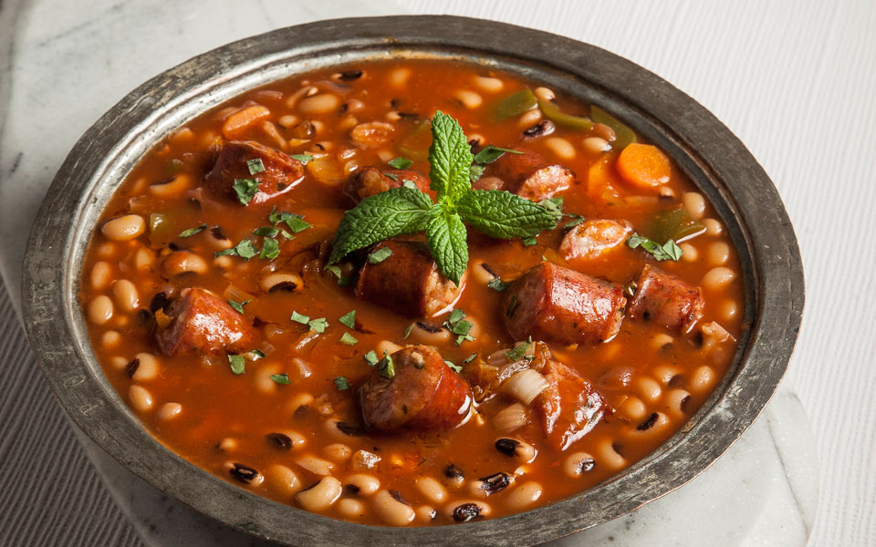 φασολάδα-με-μαυρομάτικα-ντομάτα-του-κ-2299580