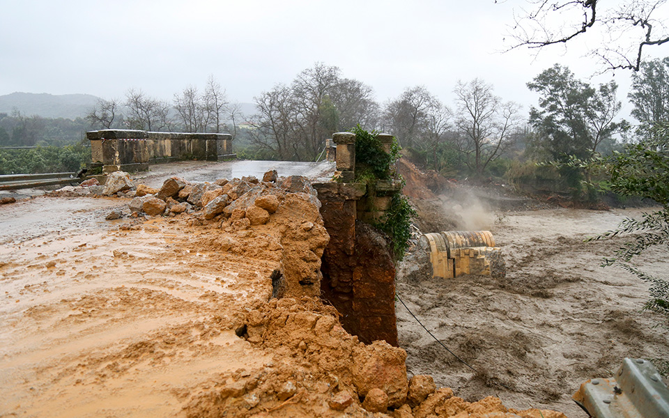αυτοψία-κλιμακίων-της-νδ-στις-πληγείσ-2302112
