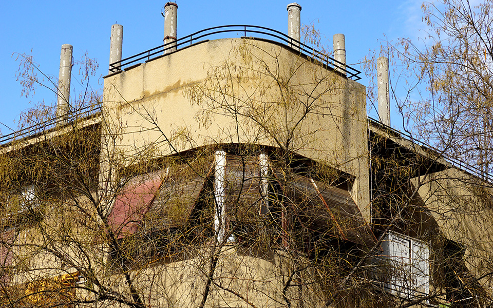 σπίτια-του-μεσοπολέμου-στην-ιακωβίδο-2299576