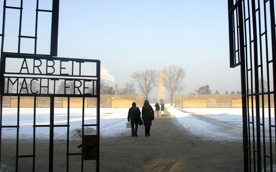 νεοναζί-φύλακες-σε-στρατόπεδα-συγκέ-2301390