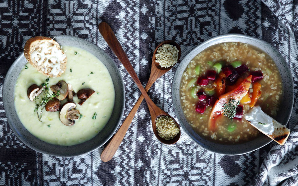 μαγειρεύοντας-τραχανά-2300616