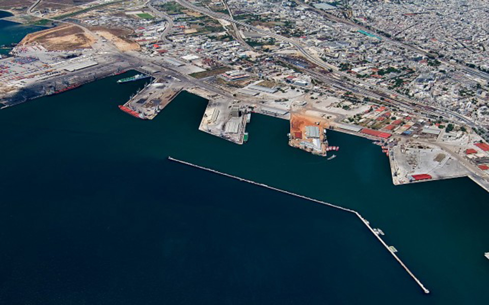 ανεβάζει-ταχύτητες-το-λιμάνι-της-θεσσ-2302120