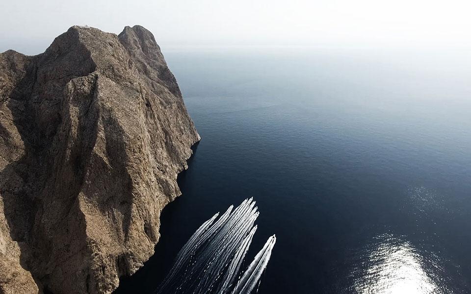 η-axion-hellas-στέκεται-στο-πλευρό-των-απομακρυσ-2297900