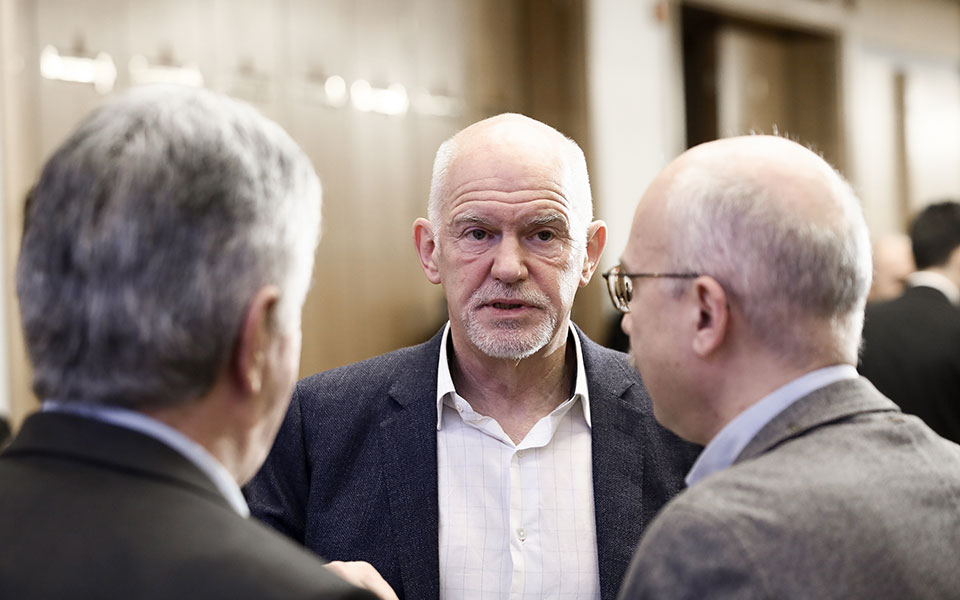 ο-πόλεμος-επισπεύδει-τις-εκλογές-2298297