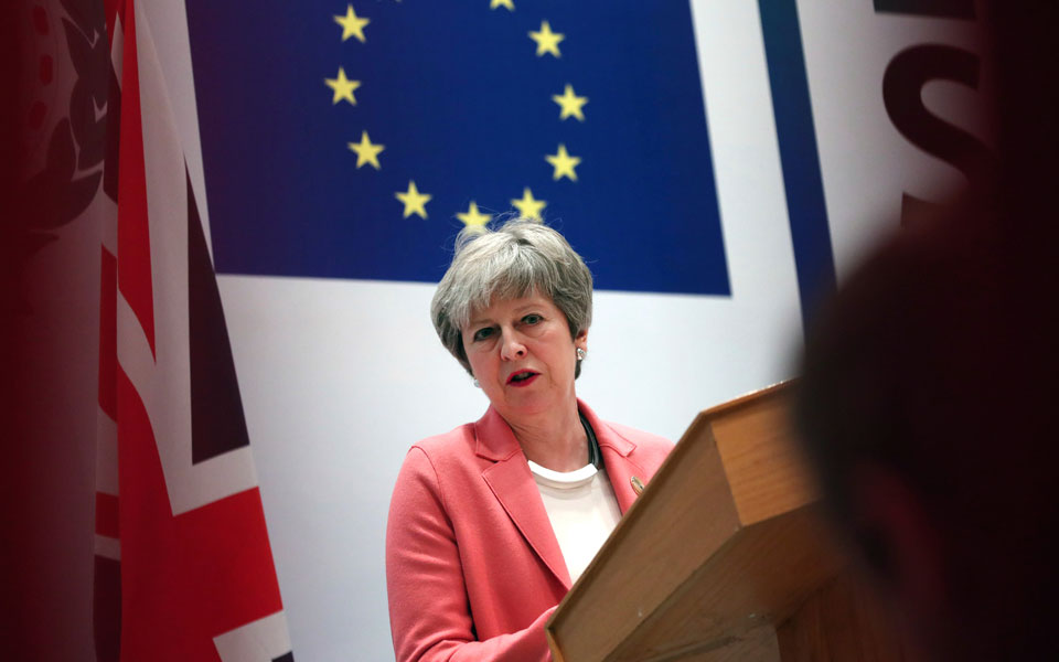 μέι-μια-αναβολή-του-brexit-δεν-θα-επιλύσει-τ-2301938