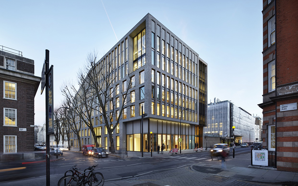 εκτόπισε-το-mit-και-βγήκε-πρώτο-2303567