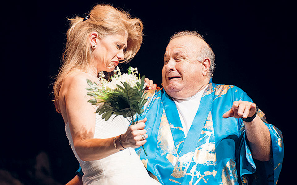 οταν-λείπει-η-γάτα-η-θεατροπαρέα-ανε-2304141