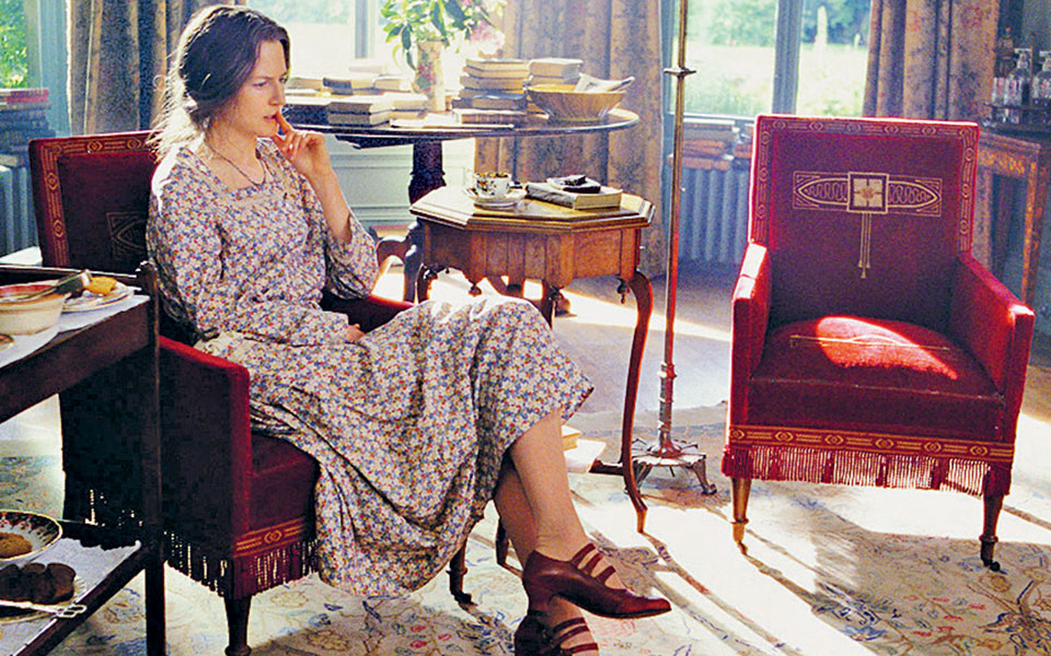 ταλέντο-σε-δωμάτιο-με-πολλά-βλέμματα-2306305