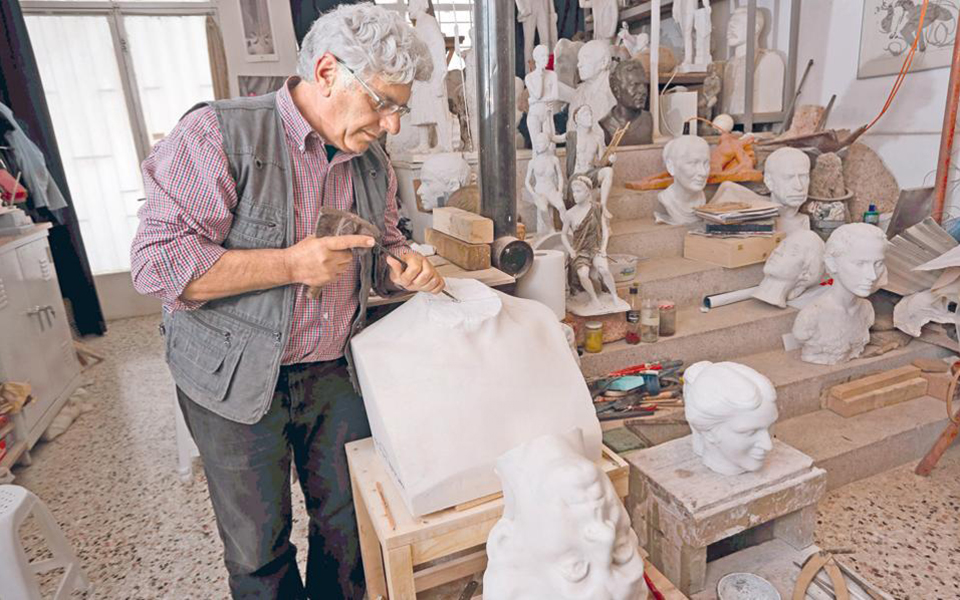 πρ-τζανουλίνος-ακούγεται-από-τρελό-έ-2304594