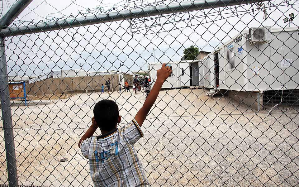 επίθεση-αγνώστων-σε-ασυνόδευτα-ανήλι-2305779