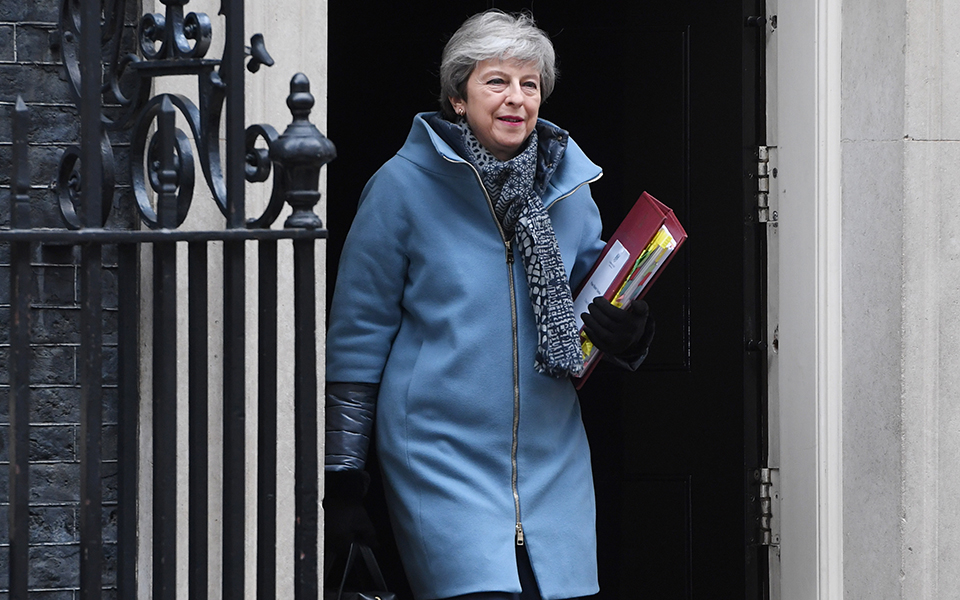 σε-ψευδεπίγραφη-νοσταλγία-πνίγεται-η-2307028