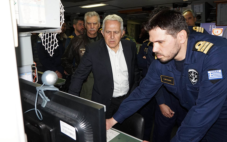 παρουσία-του-ευάγγελου-αποστολάκη-η-ε-2305500