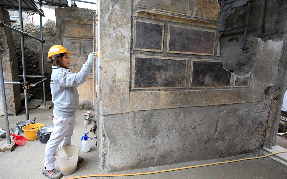 η-τέφρα-κρύβει-ακόμα-μυστικά-2307720