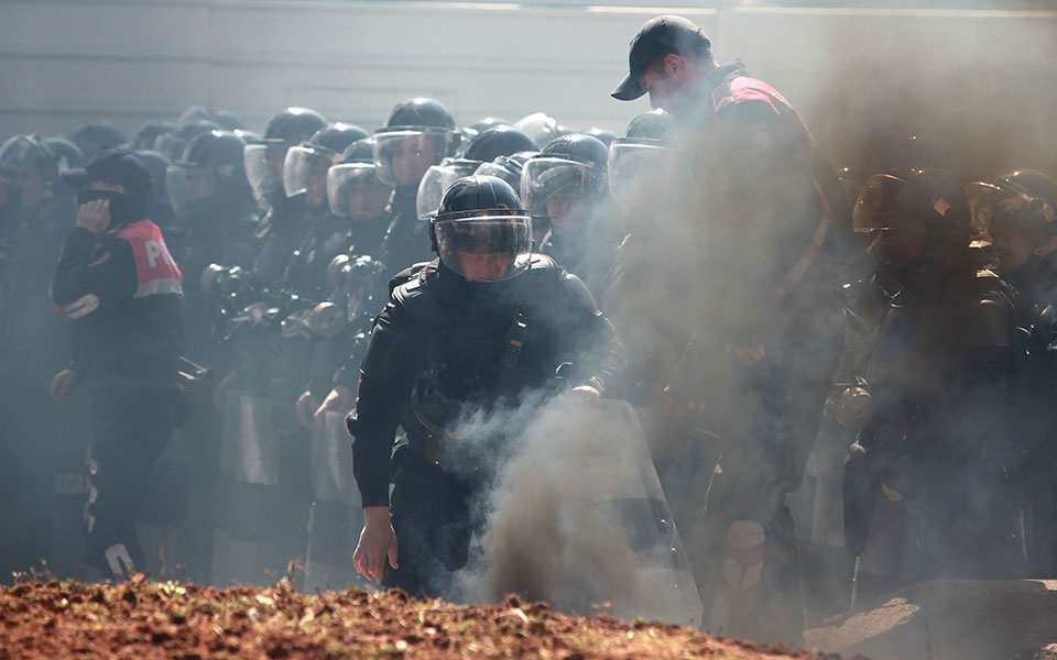 νέα-σοβαρά-επεισόδια-σε-αντικυβερνητ-2306092