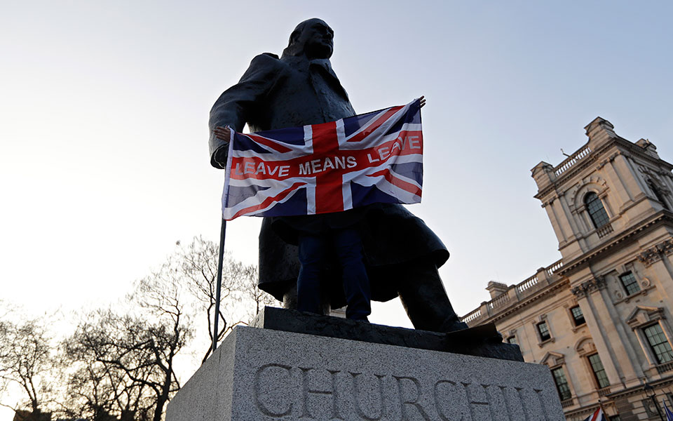 πιο-κοντά-στις-εκλογές-η-βρετανία-μετά-2307754