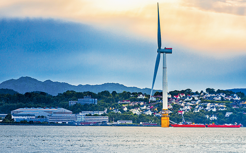 τα-καινοτόμα-πλωτά-αιολικά-πάρκα-2306221