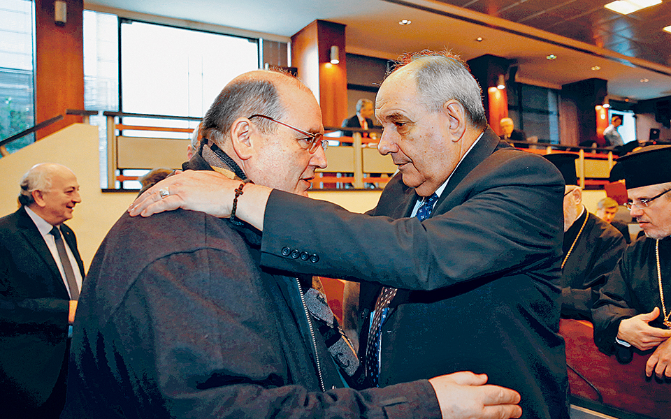 ο-οθων-και-ο-κώθων-2302769