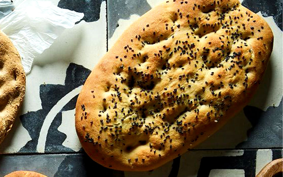 λαγάνα-με-άρωμα-πολίτικο-2303396