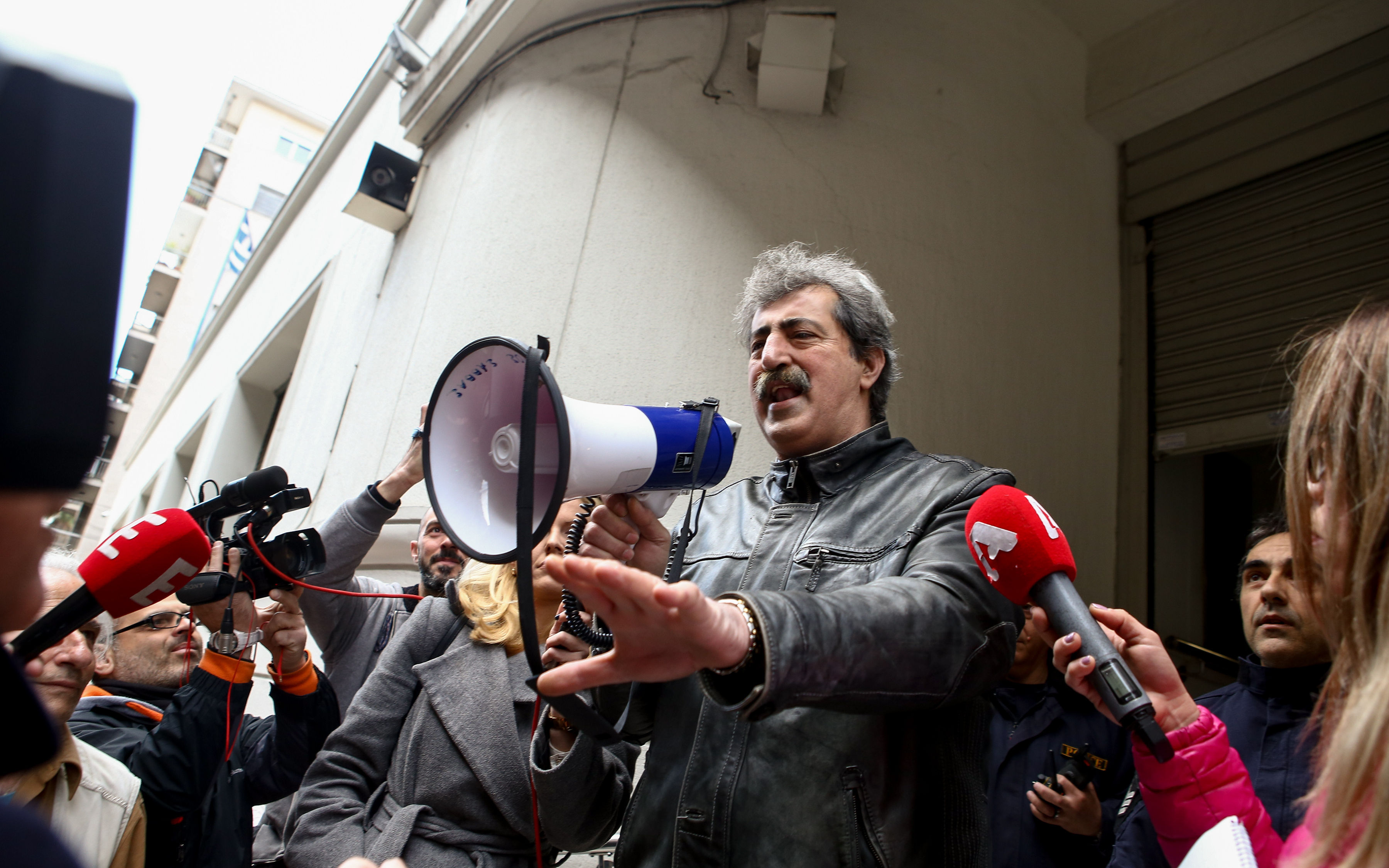 αντιπαράθεση-πολάκη-προέδρου-ποεδη-2306002