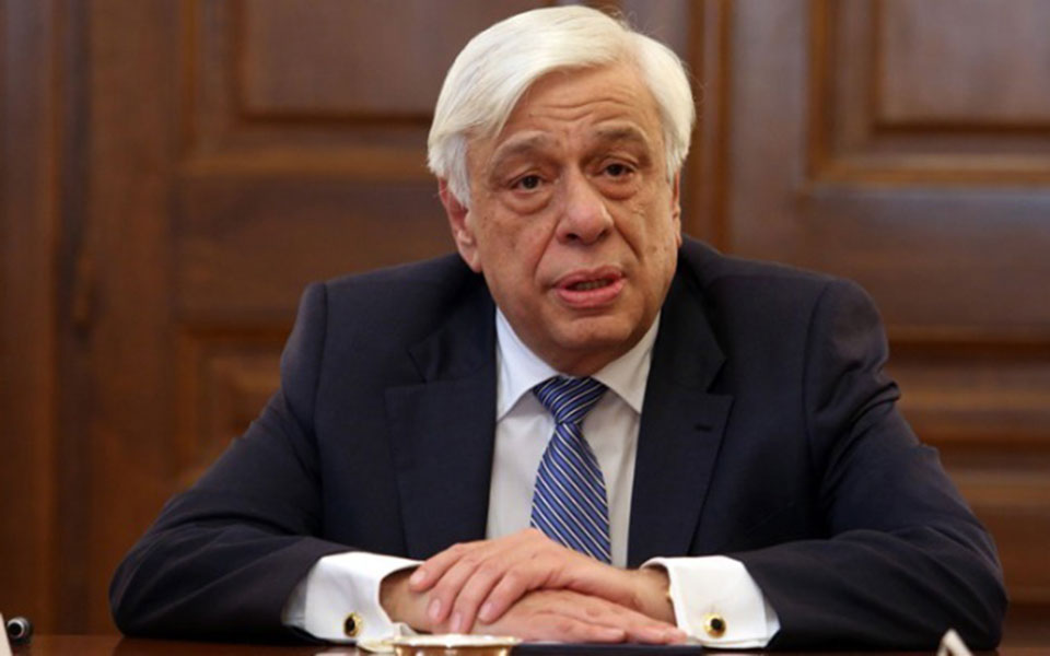 το-μήνυμα-του-προκόπη-παυλόπουλου-για-2306541