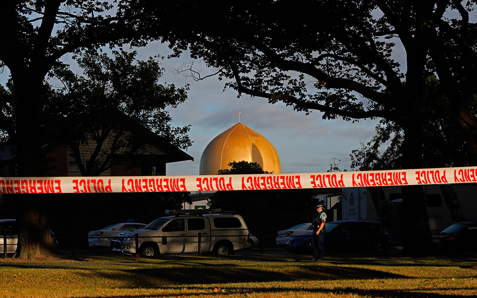 νέα-ζηλανδία-το-facebook-κατέβασε-15-εκατ-βίντε-2305348