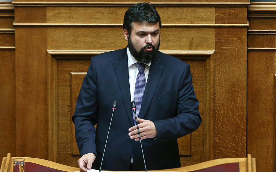 επαφές-βασιλειάδη-με-τον-αρχηγό-της-ελ-2303816