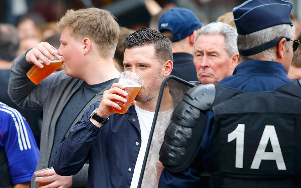 μύθος-ότι-το-ποτό-κάνει-καλό-στην-υγεία-2309382