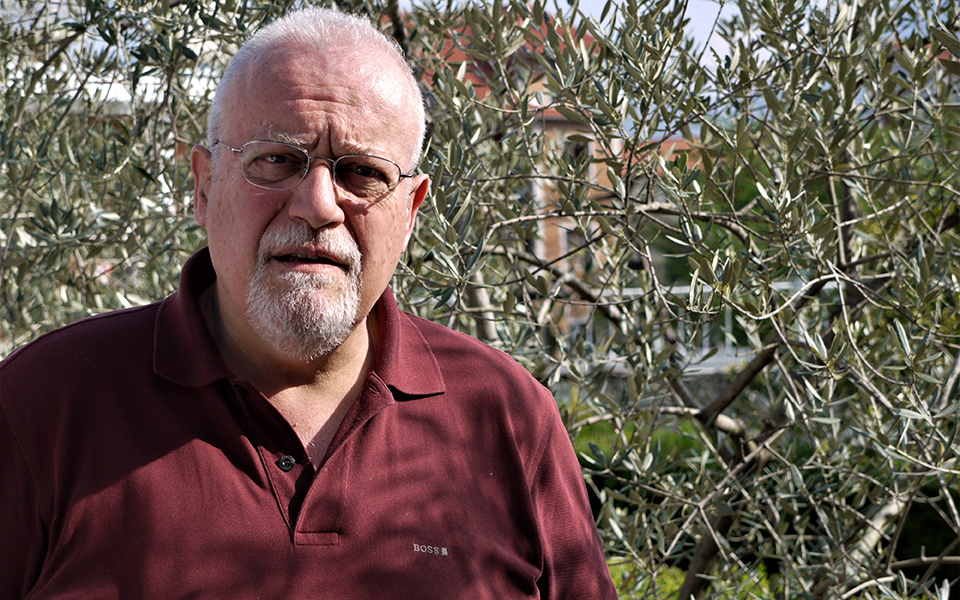 h-ελληνική-μειονότητα-έχει-υποστεί-τα-2309401