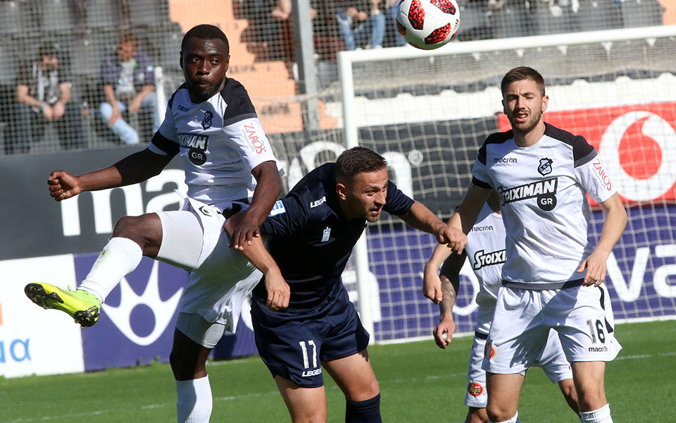 ποδόσφαιρο-ο-κύβος-ερρίφθη-σέντρα-μ-2309715