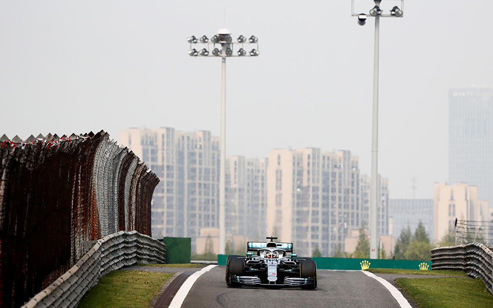 φόρμουλα-1-για-το-τρία-στα-τρία-η-μερσ-2310606