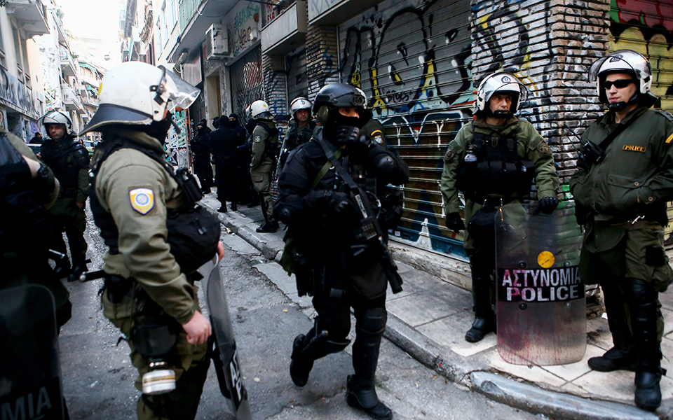 περιμένουν-να-σαπίσει-εντελώς-το-σώμ-2310655