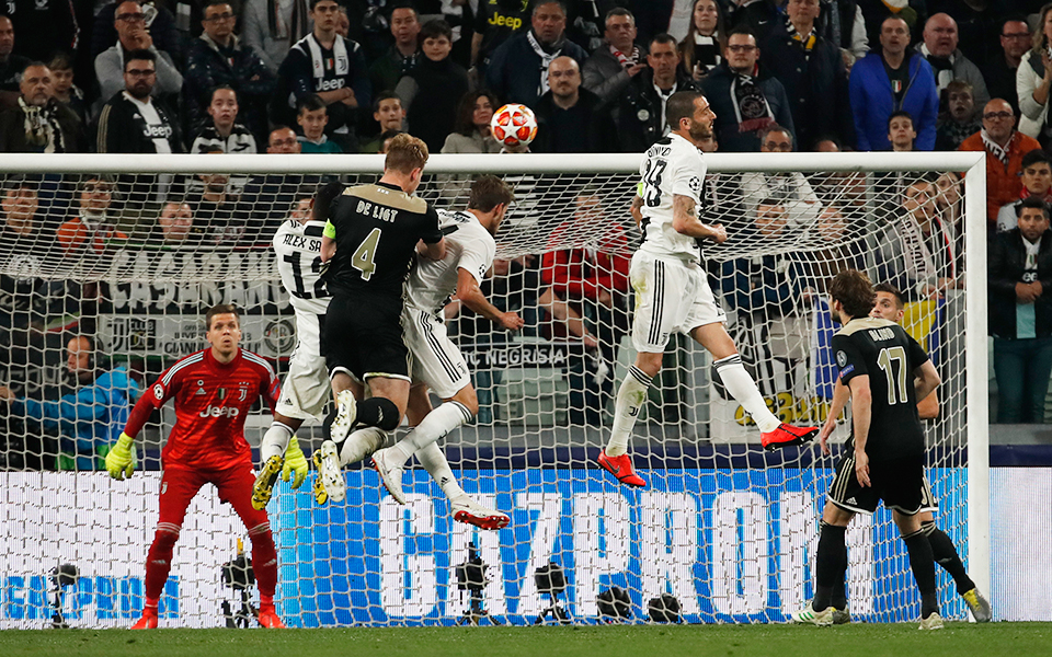 τσάμπιονς-λιγκ-επική-πρόκριση-αγιαξ-ε-2311695