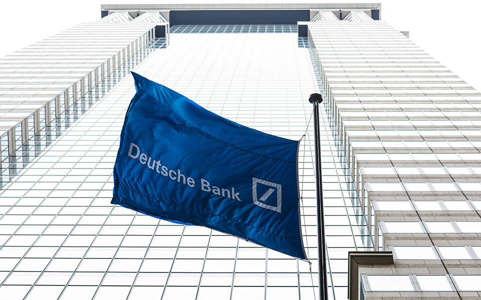 h-deutsche-bank-εκτιμά-πως-έρχεται-πρόστιμο-μαμούθ-2311958
