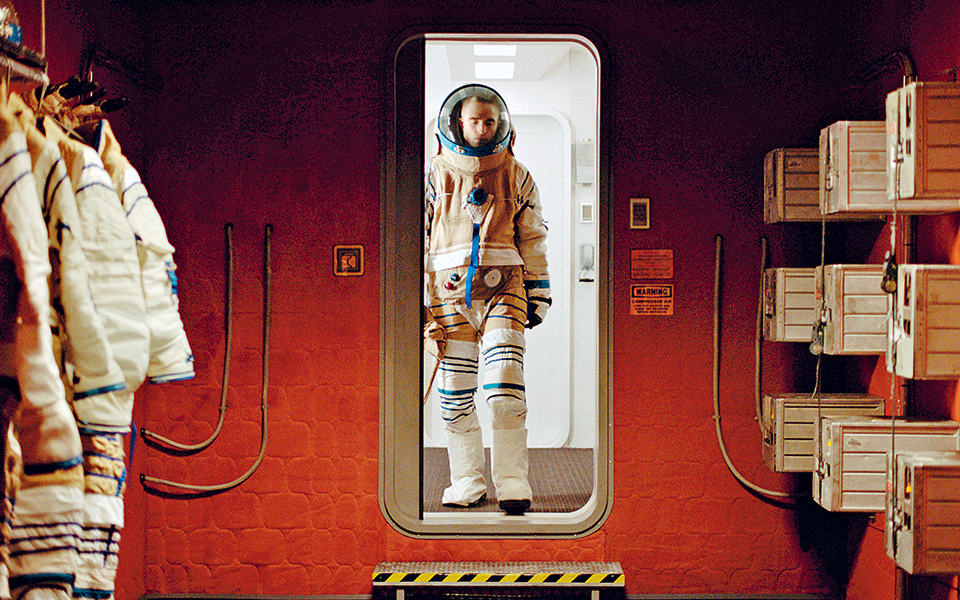 νέες-ταινίες-δράμα-στη-γη-και-στο-διάστ-2311995