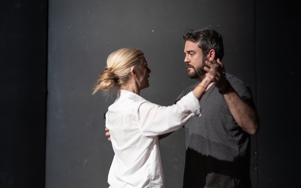 αξιόλογες-παραστάσεις-και-νέες-παραγ-2312370