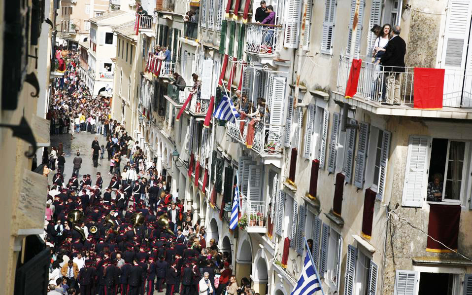 αυξημένη-κατά-15-η-ταξιδιωτική-κίνηση-το-2312874