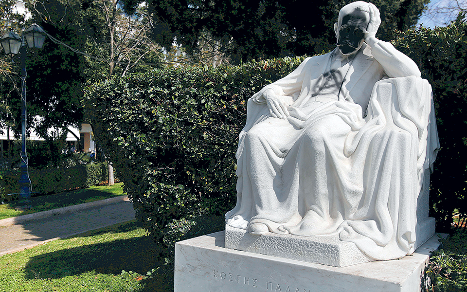 η-κρίση-σημάδεψε-τον-δημόσιο-χώρο-2312905