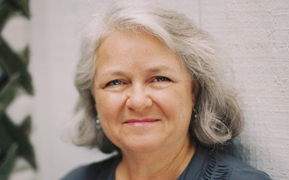 η-βασίλισσα-των-κομμάτων-γράφει-για-2313294