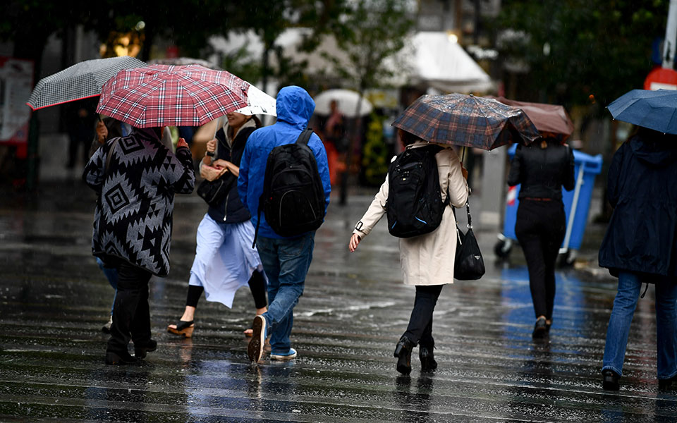 βροχές-τοπικές-καταιγίδες-και-σκόνη-γ-2310194