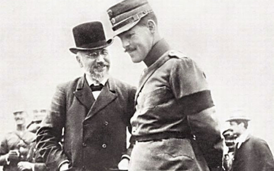 εθνικές-κρίσεις-με-την-κ-της-κυρια-2310642