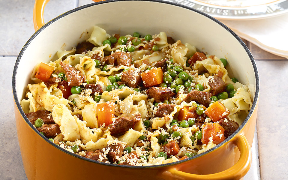 κόμφορτ-μακαρονάδα-με-μοσχάρι-λαχανι-2312215
