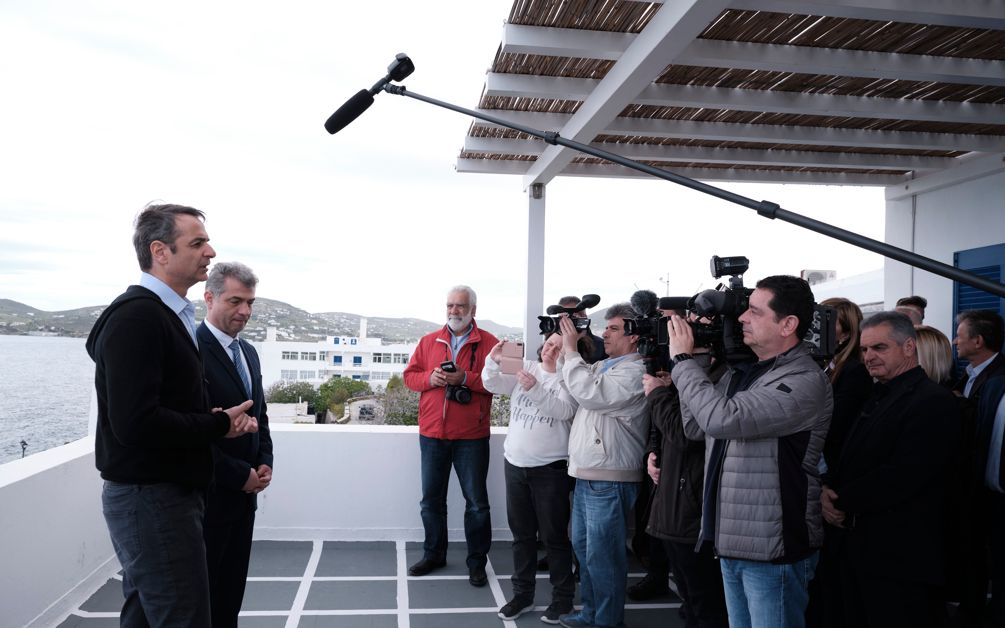 κυρ-μητσοτάκης-η-νδ-θα-μειώσει-τη-φορο-2310070