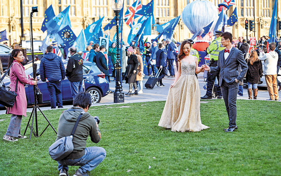 μαθήματα-πολιτικής-θεωρίας-2308797