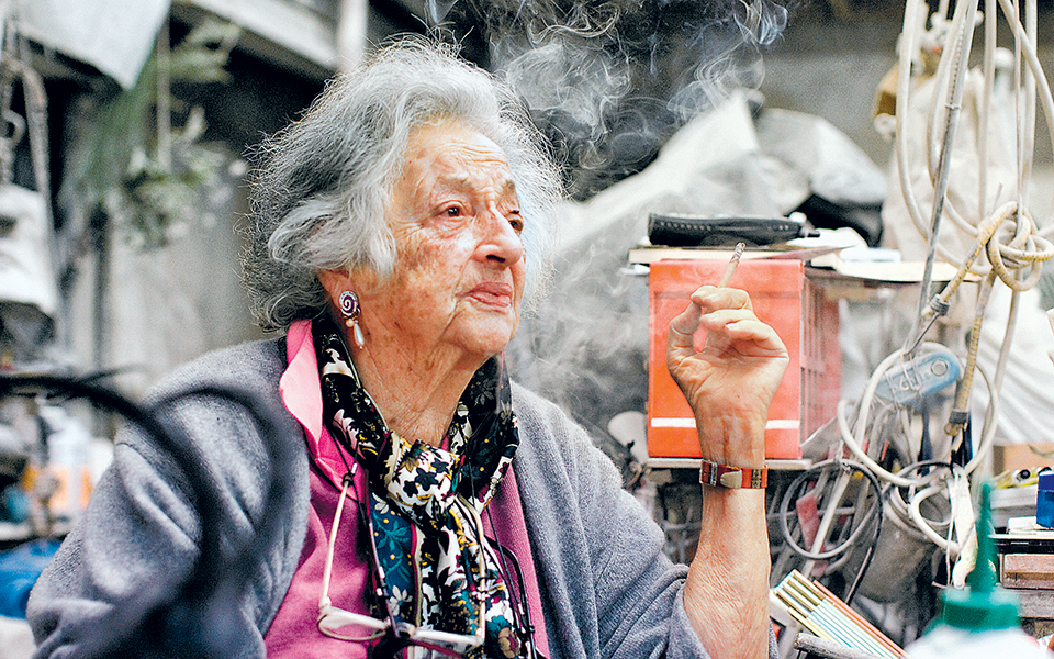 η-σπουδαία-γλύπτρια-ναταλία-μελά-μια-ε-2311632