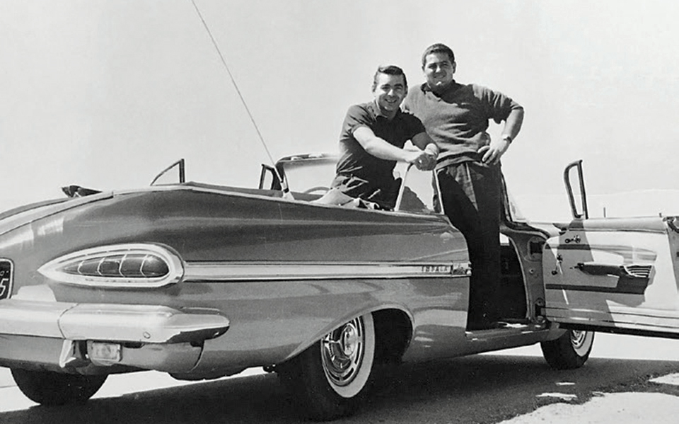 οπως-κάποτε-με-το-αυτοκίνητο-του-μπάτμ-2310536