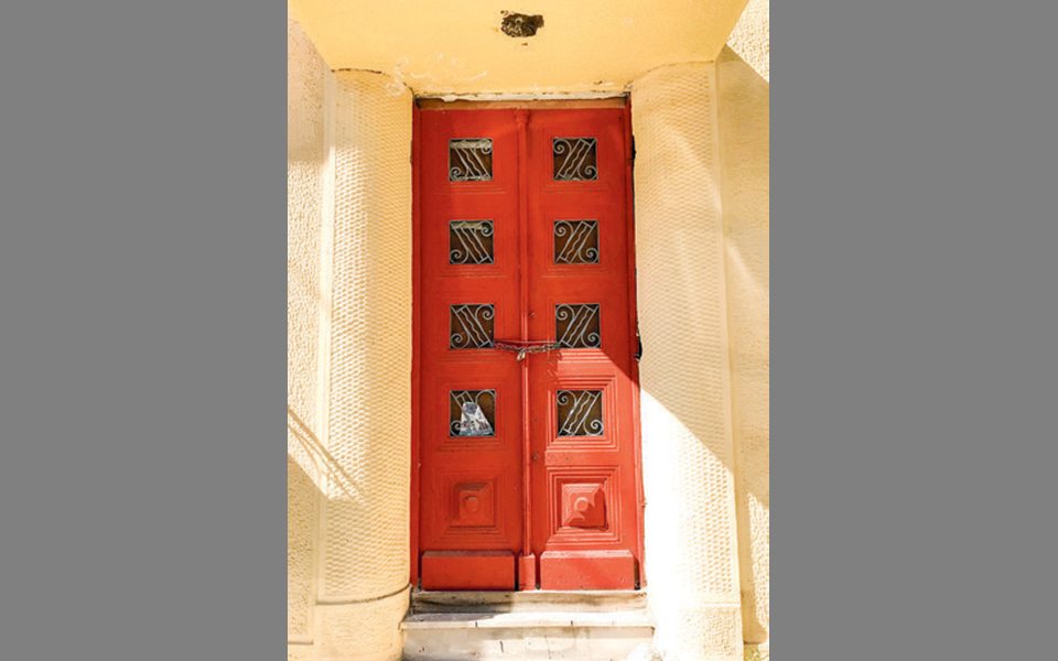 το-ίχνος-της-αστικής-ζωής-στα-υψώματα-τ-2309302