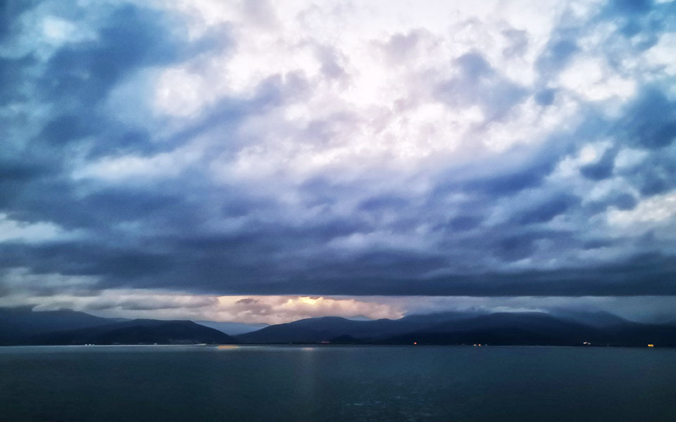 νεφώσεις-με-τοπικές-βροχές-και-καταιγ-2308880